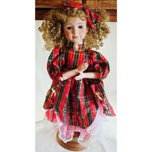 Vintage 1994 Animated Telco Mary Margaret Motion-ette Christmas Doll 19" Tall